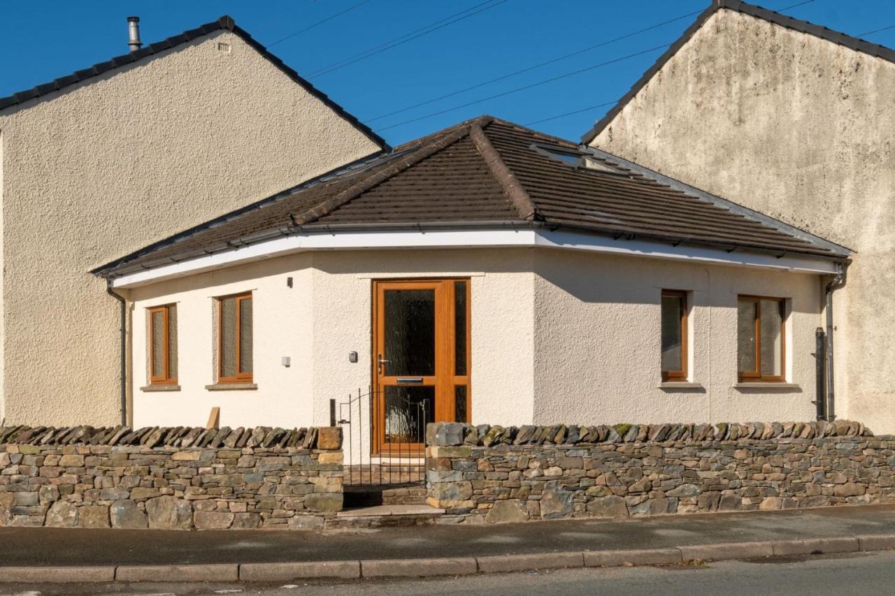Loaf Tin Villa Kendal Exterior photo